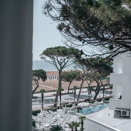 Hotel Luna Centrale Линьяно-Саббьядоро Экстерьер фото